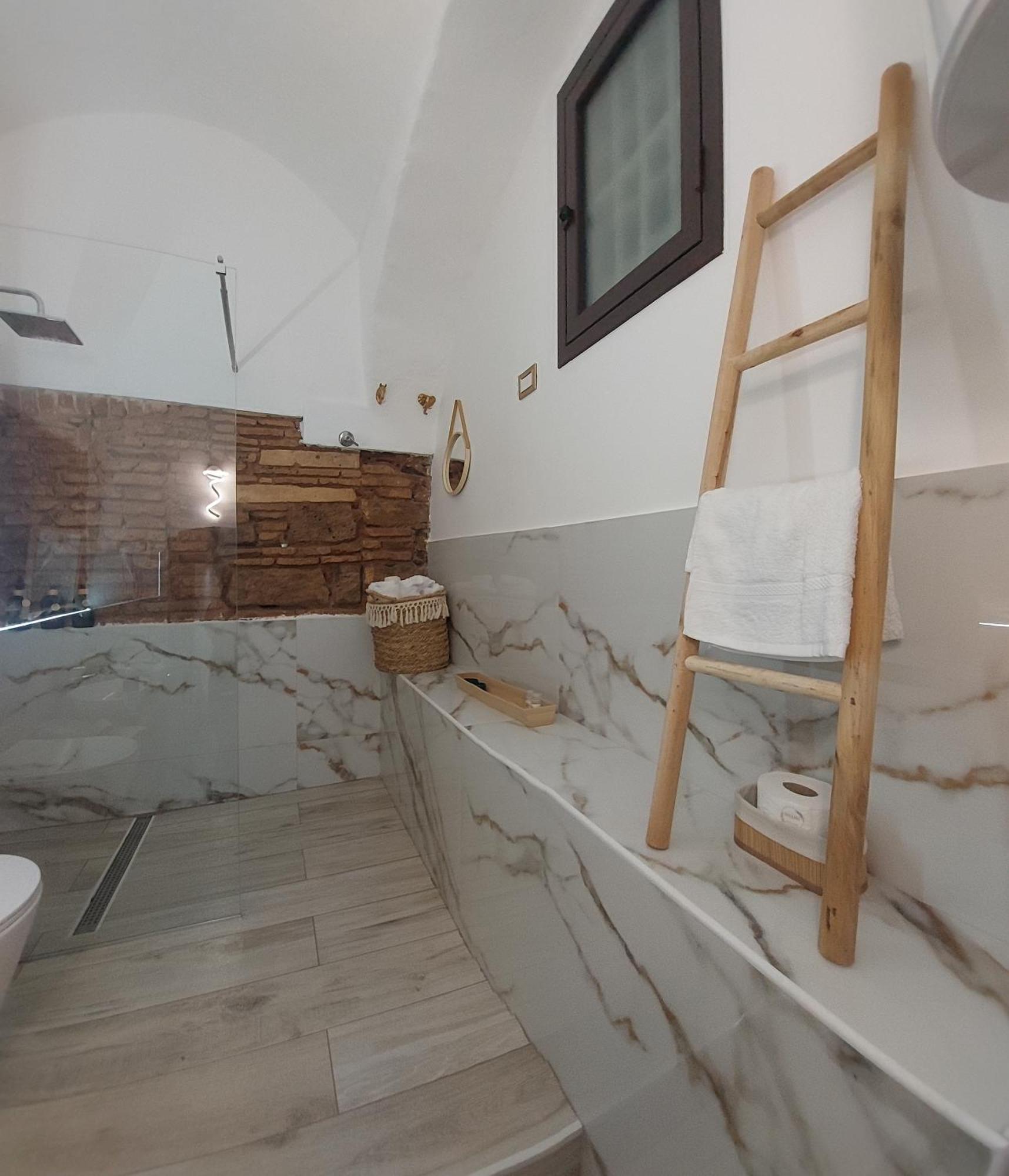 Bellini Luxury Suite Aeroporto di Catania Fontana Rossa Esterno foto